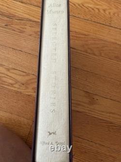 Alice Munro / SELECTED STORIES Signed 1st Edition 1996 VG Slipcase