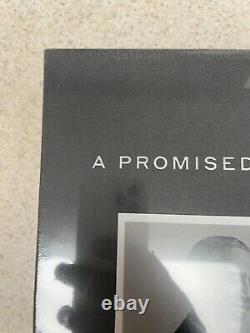 Barack Obama A Promise Land Signed Deluxe 1st Edition Autographed RARE-in Hand