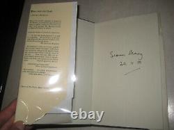 DOOR INTO THE DARK Seamus Heaney SIGNED 1st Edition POEMS Nobel Prize POETRY