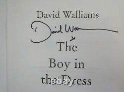David Walliams SIGNED BOOK The Boy In The Dress 1st Edition ID914