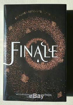 Finale Signed Fairyloot 1st/1st Hardcover Stephanie Garber, Caraval