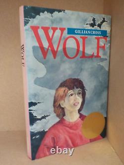 Gillian Cross Wolf 1st Edition 1990 Signed ID988