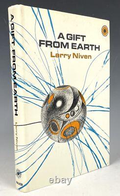 Larry Niven / A Gift from Earth SIGNED 1st Edition