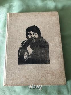 Linda's Pictures. Signed Copy. 1st Edition 1976