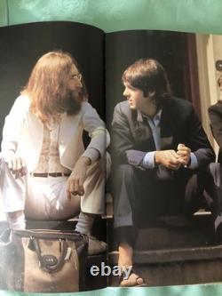 Linda's Pictures. Signed Copy. 1st Edition 1976