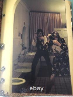 Linda's Pictures. Signed Copy. 1st Edition 1976