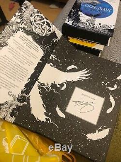 Nevernight Godsgrave Darkdawn Black Sprayed Edges Signed Illumicrate +extra