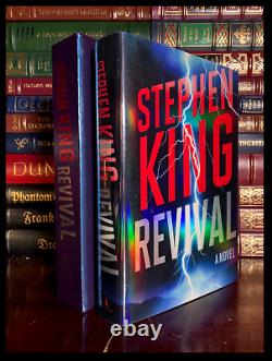 Revival SIGNED by STEPHEN KING Mint Hardback 1st Edition Print with CD Slipcase