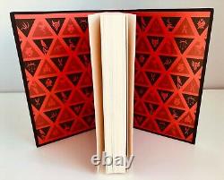 SIGNED Red Rising by Pierce Brown B&N Exclusive Howler's Edition Hardcover NEW