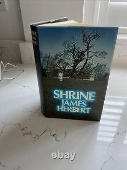 SIGNED Shrine By James Herbert Hardback 1st Edition/1st Print 1983 NEL