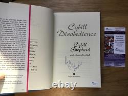 (SSG) CYBILL SHEPHERD Signed 1st Edition Hardcover Book JSA (James Spence) COA