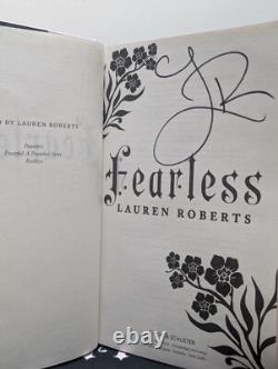 Signed-1st Edition-Fearless by Lauren Roberts-(Sprayed Edge and Tote bag)