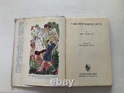 Signed Enid Blyton'The Put-Em-Rights' First Edition 1946