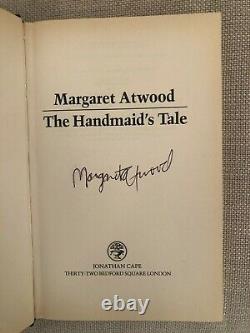 Signed Margaret Atwood Handmaid's Tale Uk First Hardcover & Signed Letter