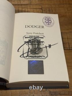 Terry Pratchett Dodger Signed Limited 1st Edition Slipcase Book