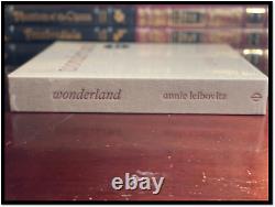 Wonderland ANNIE LEIBOVITZ SIGNED New Sealed Art Hardback 1st Edition Printing